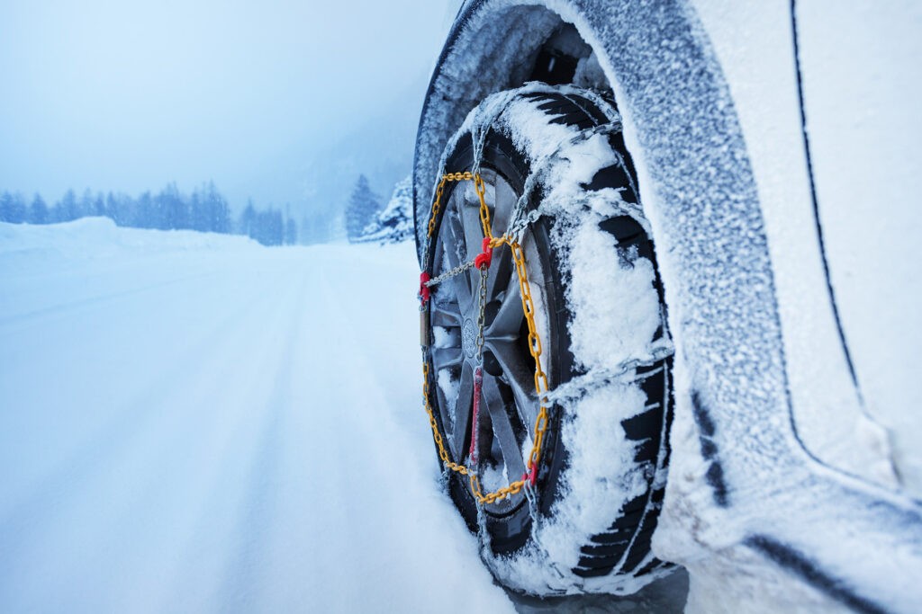 How To Drive With Car Tire Chains