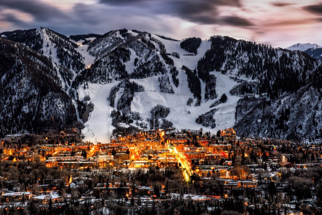 Non-Stop Flights to Ski Resorts From Chicago
