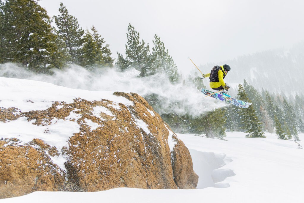 10 of the Best All-Mountain Men’s Skis