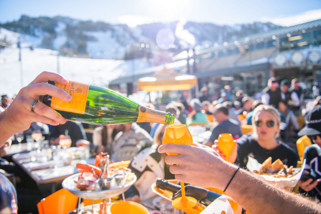 Aspen Snowmass Rated Best Resort for Aprés-Ski