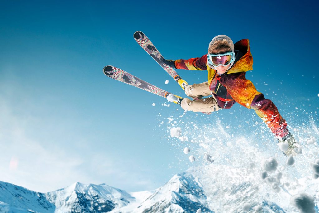 OnTheSnow ski test 2025: read expert ski reviews
