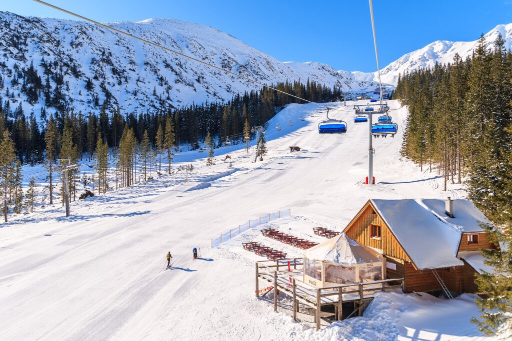 Skiing in Slovakia: Skiing at 2000m without the crowds