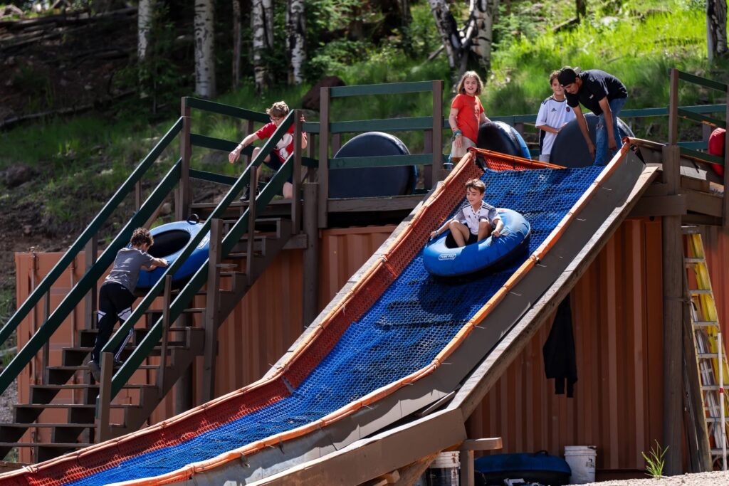 Outdoor-Abenteuer: Campen mit Kindern