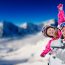 Nombreux sont les moyens de transport pour partir au ski : train, autocar, avion, covoiturage. Face à cette multitude de possibilités qui s’offre à vous, voici un petit tour d’horizon des initiatives intéressantes qui vous permettront de faire des économies sur votre transport vers les pistes de ski.   Renforcement des liaisons aériennes et ferroviaires
