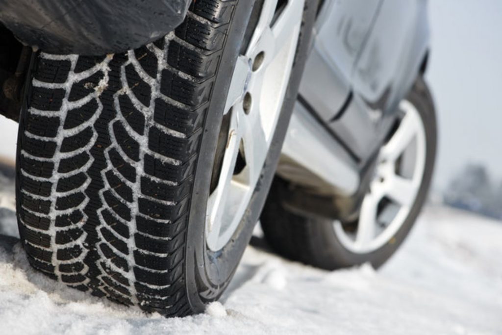 Les pneus neige, ce que dit la loi